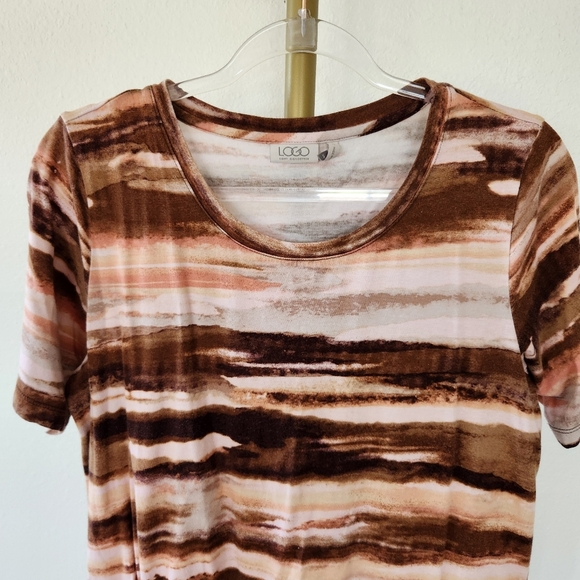 LOGO Lori Goldstein Short Sleeve Lace Hem Tunic Top Womens Size Medium Brown - Picture 2 of 7